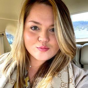 Meet your Posher, Kelsey